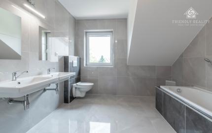 EXKLUZÍVNE NA PREDAJ KOMFORTNÝ 5-IZBOVÝ RODINNÝ DOM V MODRE