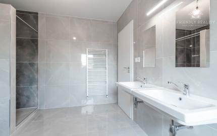 EXKLUZÍVNE NA PREDAJ KOMFORTNÝ 5-IZBOVÝ RODINNÝ DOM V MODRE