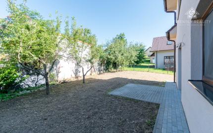 EXKLUZÍVNE NA PREDAJ KOMFORTNÝ 5-IZBOVÝ RODINNÝ DOM V MODRE