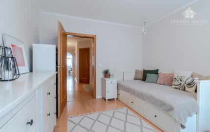 PREDANÉ!!!Prémiový 3-izbový byt s parkovaním Kramáre