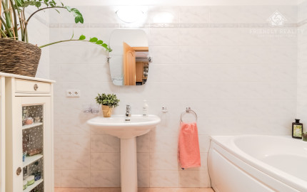 PREDANÉ!!!Prémiový 3-izbový byt s parkovaním Kramáre