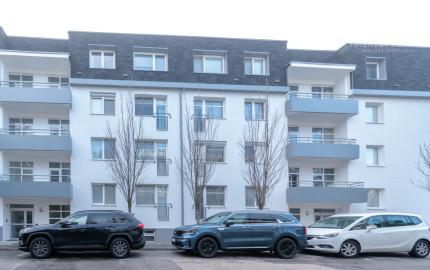 PREDANÉ!!!Prémiový 3-izbový byt s parkovaním Kramáre