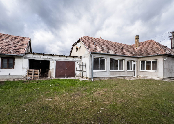 Rezervované!!!Na predaj stavebný pozemok v obci Baloň