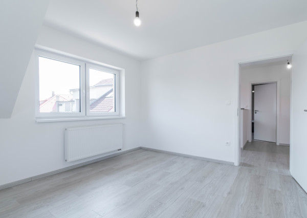 EXKLUZÍVNE NA PREDAJ KOMFORTNÝ 5-IZBOVÝ RODINNÝ DOM V MODRE