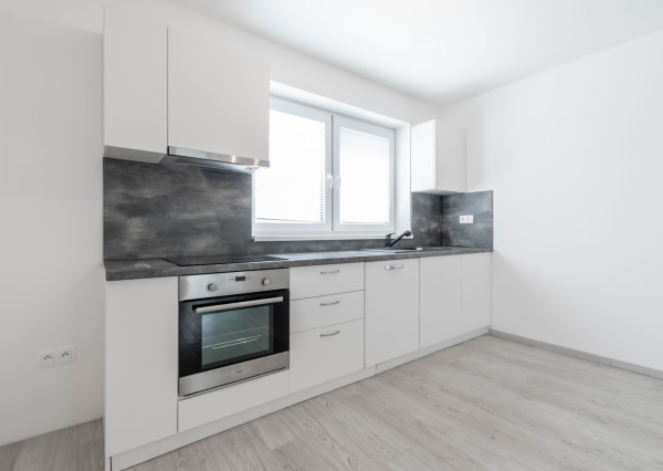 EXKLUZÍVNE NA PREDAJ KOMFORTNÝ 5-IZBOVÝ RODINNÝ DOM V MODRE