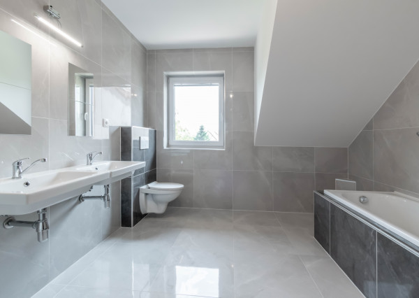 EXKLUZÍVNE NA PREDAJ KOMFORTNÝ 5-IZBOVÝ RODINNÝ DOM V MODRE