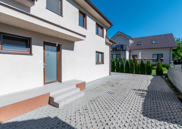 EXKLUZÍVNE NA PREDAJ KOMFORTNÝ 5-IZBOVÝ RODINNÝ DOM V MODRE