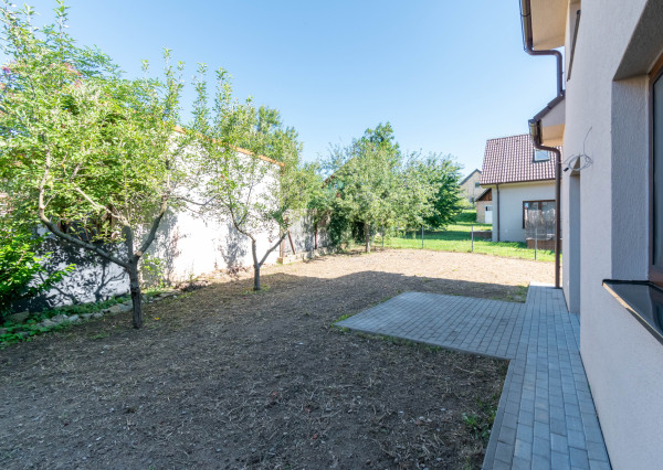 EXKLUZÍVNE NA PREDAJ KOMFORTNÝ 5-IZBOVÝ RODINNÝ DOM V MODRE