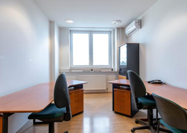 Prenájom kancelárií na Zlatých pieskoch pri Shopping Palace