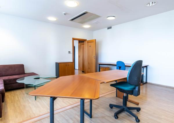 Prenájom kancelárií na Zlatých pieskoch pri Shopping Palace