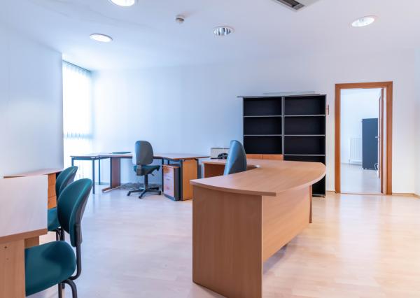 Prenájom kancelárií na Zlatých pieskoch pri Shopping Palace