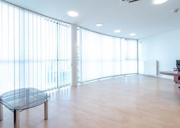 Prenájom kancelárií na Zlatých pieskoch pri Shopping Palace