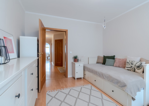 PREDANÉ!!!Prémiový 3-izbový byt s parkovaním Kramáre