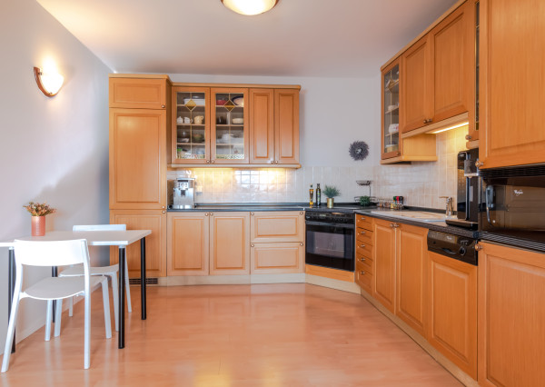 PREDANÉ!!!Prémiový 3-izbový byt s parkovaním Kramáre