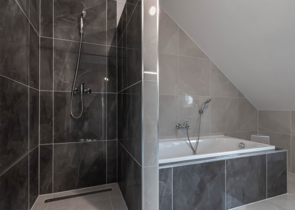 *Exkluzívne*5-IZBOVÁ NOVOSTAVBA V MODRE | 142 m² | CENTRUM  A ŠKOLY  NA DOSAH |ZÁHRADA |A0|